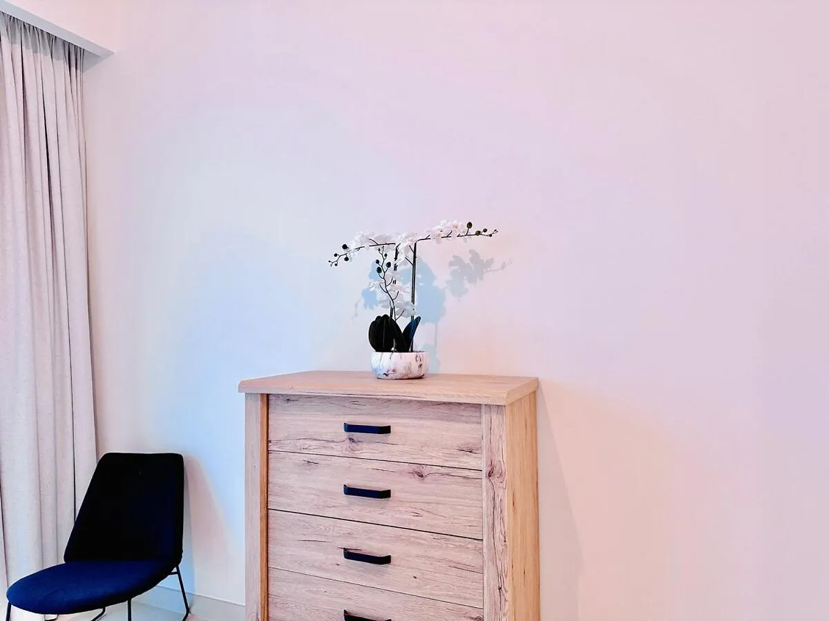 Canal Front - Luxury 2Br Stay In Al Wasl Dubai Apartment