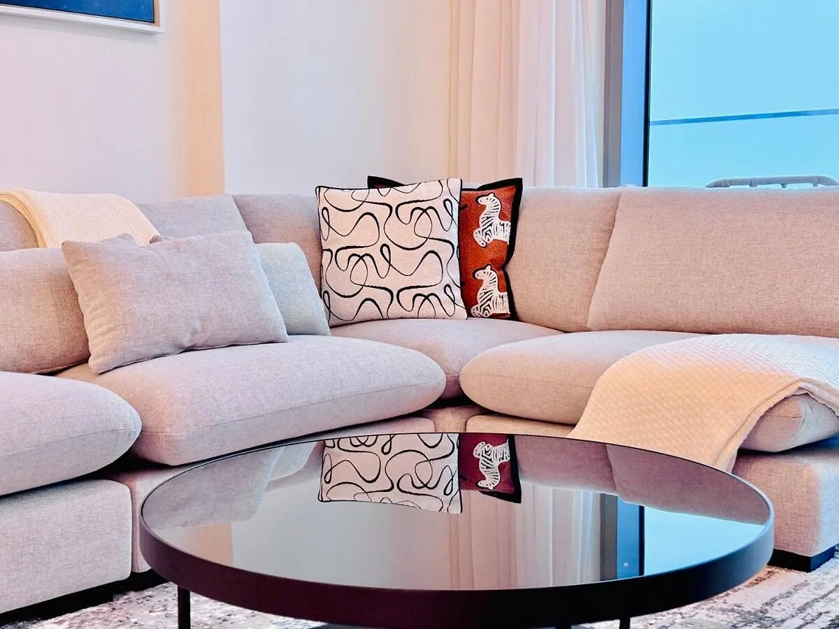 Apartment Canal Front - Luxury 2Br Stay In Al Wasl Dubai United Arab Emirates